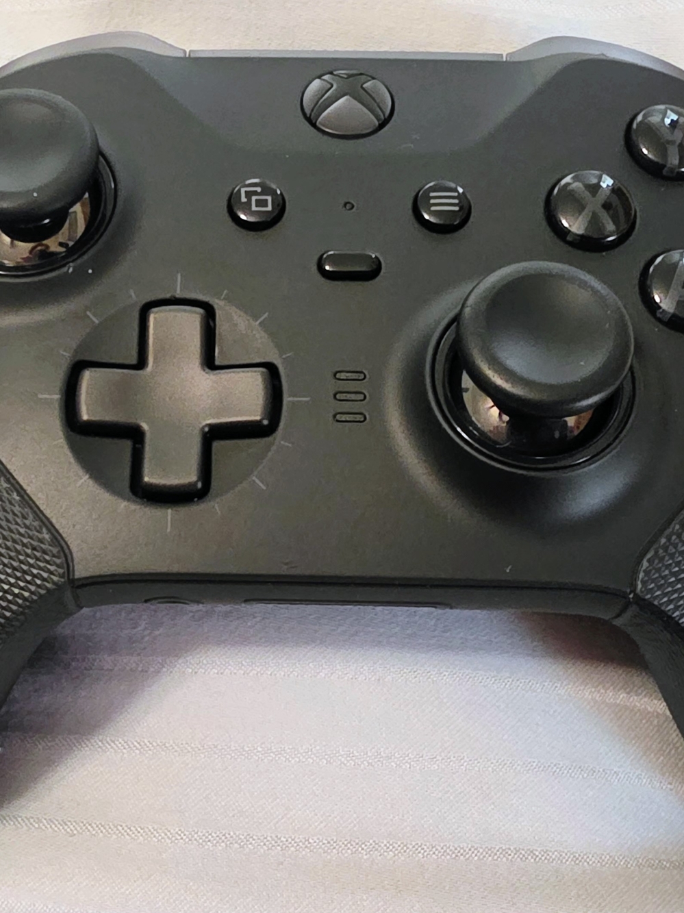 Microsoft Black Xbox Wireless Controller